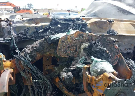 2017 Chevrolet Silverado 1500 2Lz из США, поврежденный, VIN 3GCUKSEC5HG251405